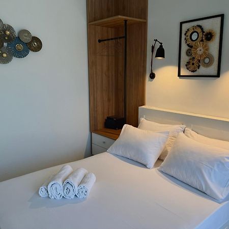 Kipos Suites & Apartments (Adults Only) Jenadi Pokój zdjęcie